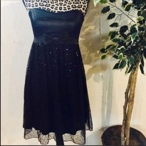 ☘️ Laundry by Shelli Segal Blue Long Formal Dress